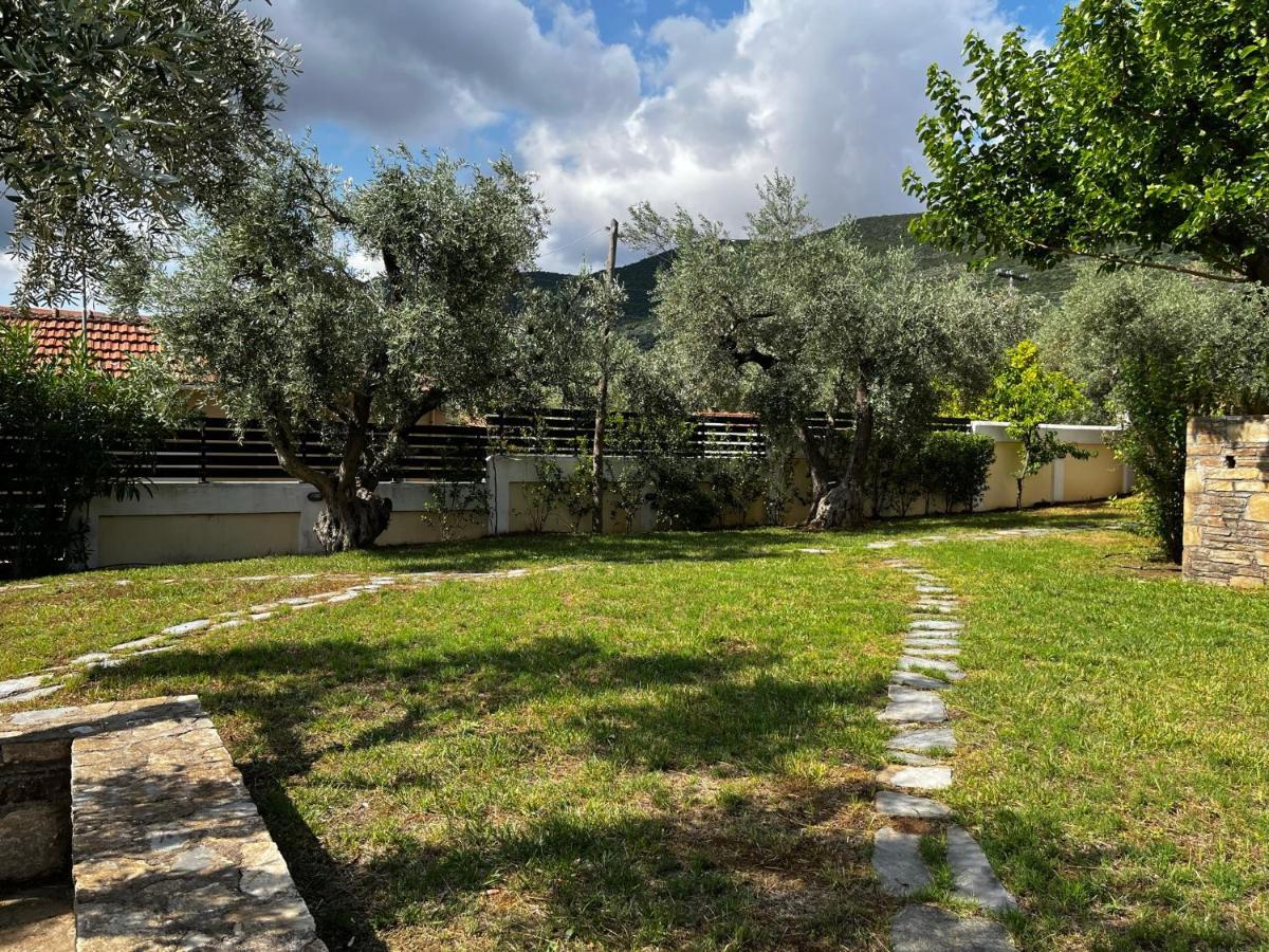 Villa Liana Sourpi Exterior foto